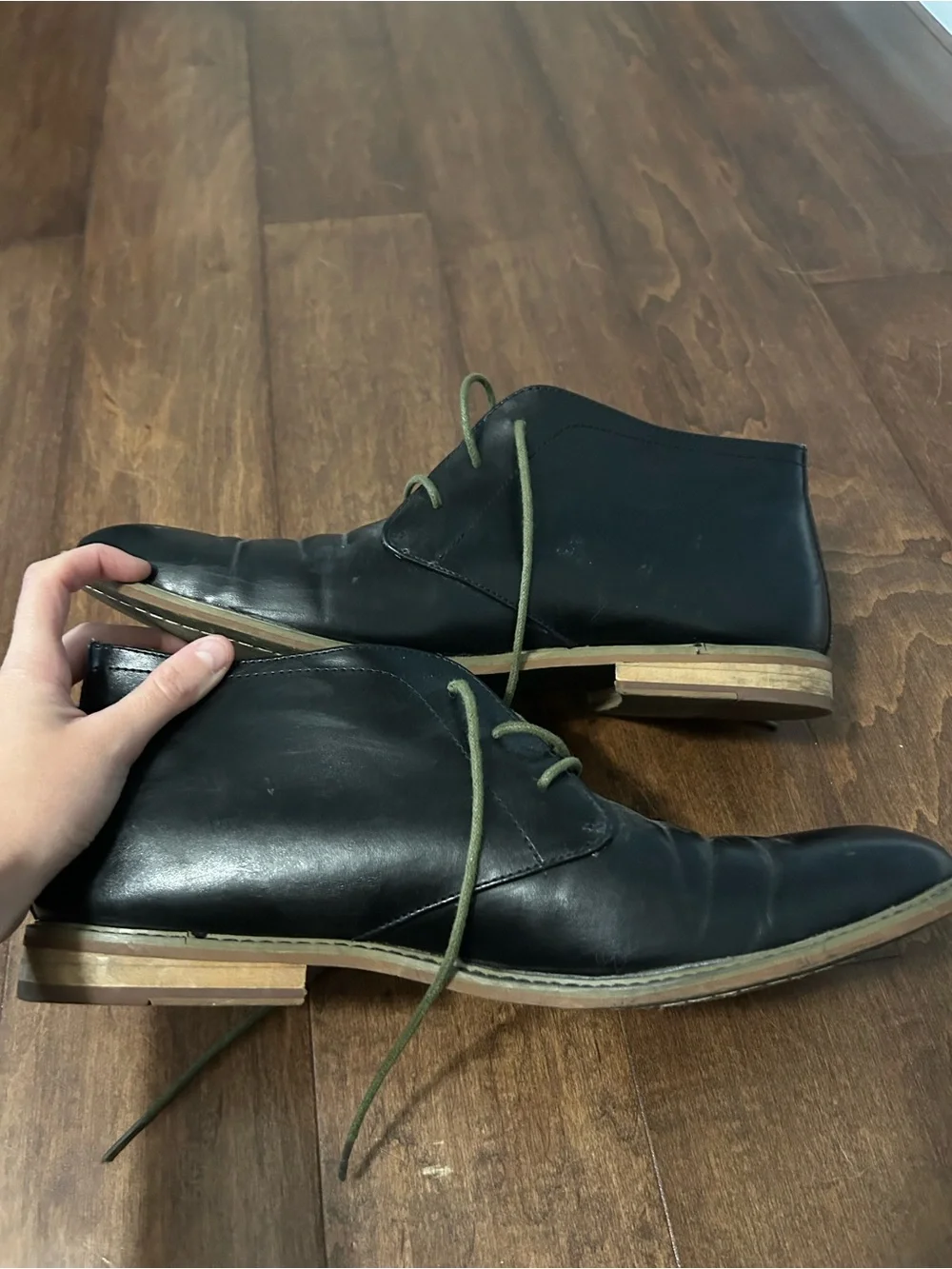 Deer Stags Black Leather Oxford Shoes with Olive Laces